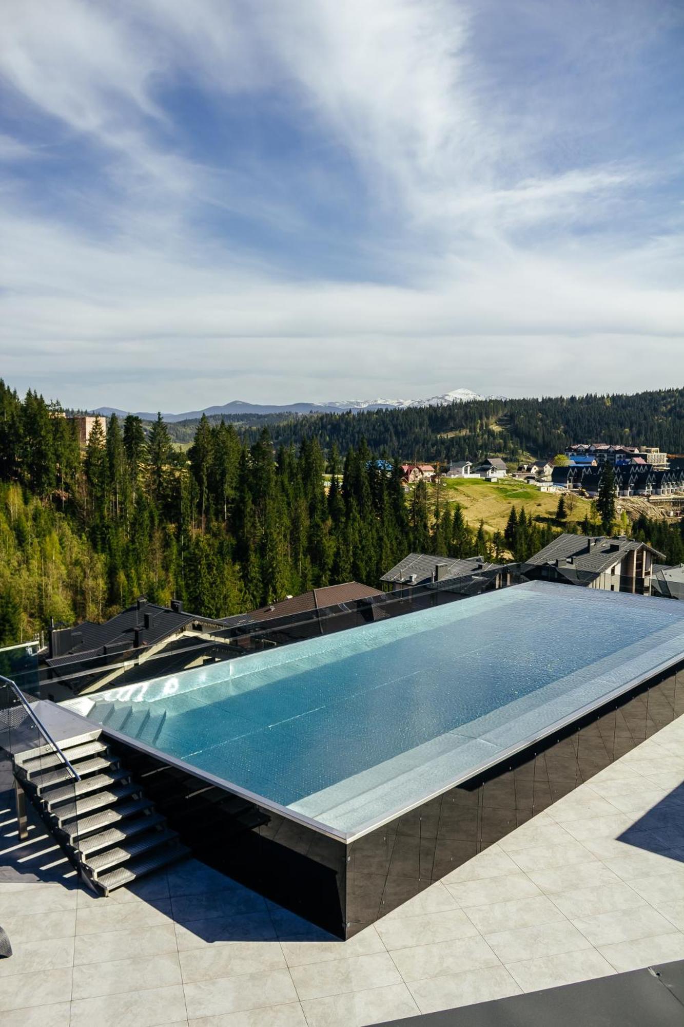 Rest&Ski Spa Resort Bukovel Esterno foto